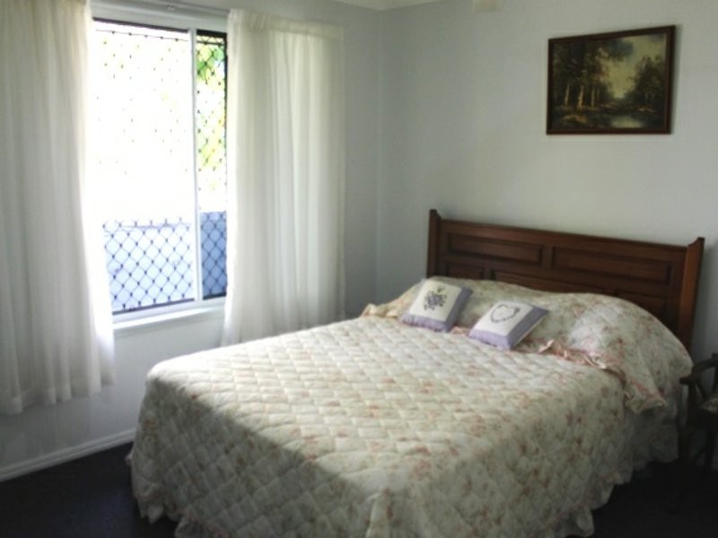 35 Golf View Drive, Boyne Island QLD 4680