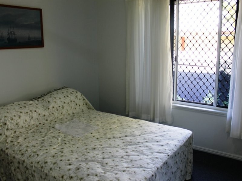 35 Golf View Drive, Boyne Island QLD 4680