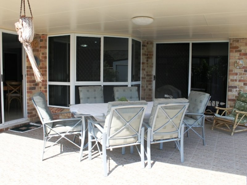 35 Golf View Drive, Boyne Island QLD 4680