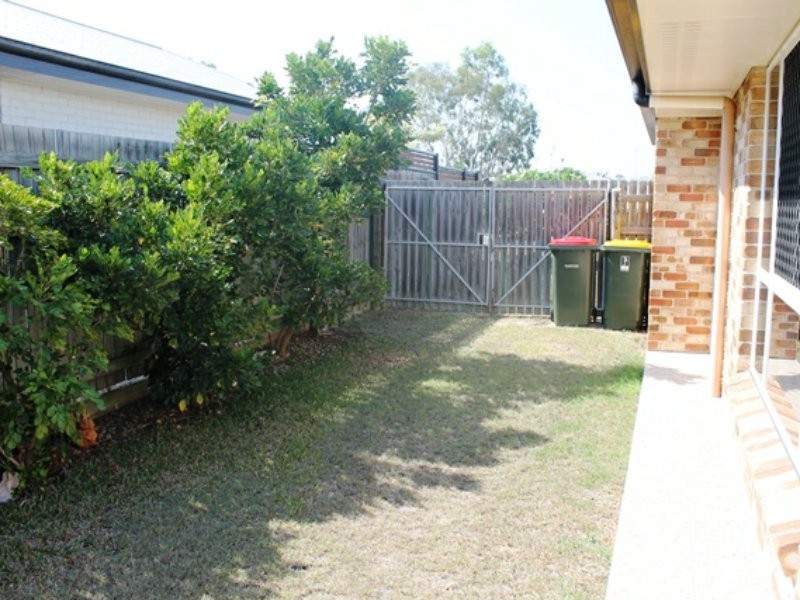 35 Golf View Drive, Boyne Island QLD 4680