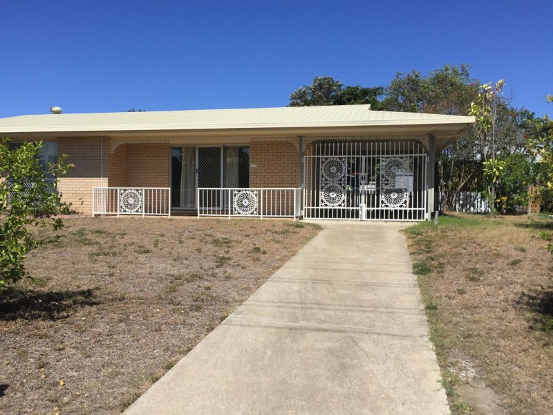 53 KATANDRA STERET, Boyne Island QLD 4680