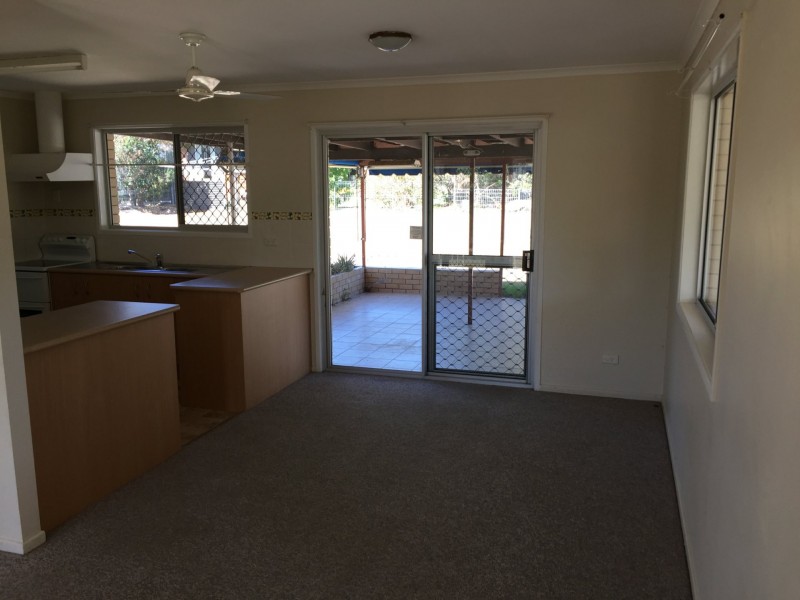 53 KATANDRA STERET, Boyne Island QLD 4680
