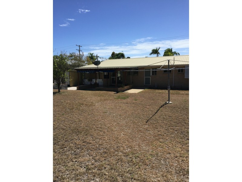 53 KATANDRA STERET, Boyne Island QLD 4680