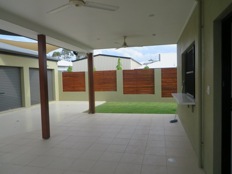 54 GOLF VIEW DRIVE, Boyne Island QLD 4680
