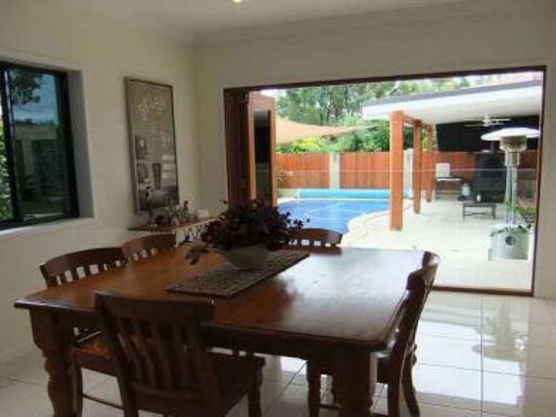 54 GOLF VIEW DRIVE, Boyne Island QLD 4680