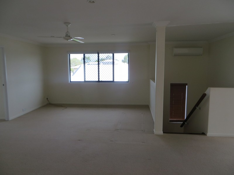 54 GOLF VIEW DRIVE, Boyne Island QLD 4680