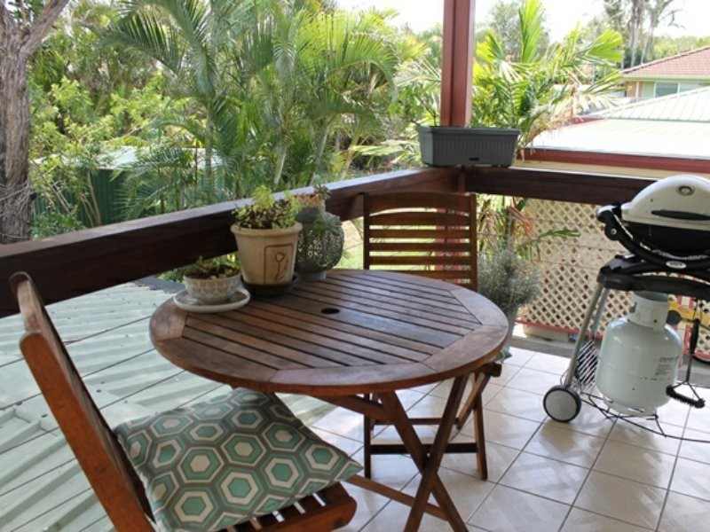 86 Booth Avenue, Tannum Sands QLD 4680
