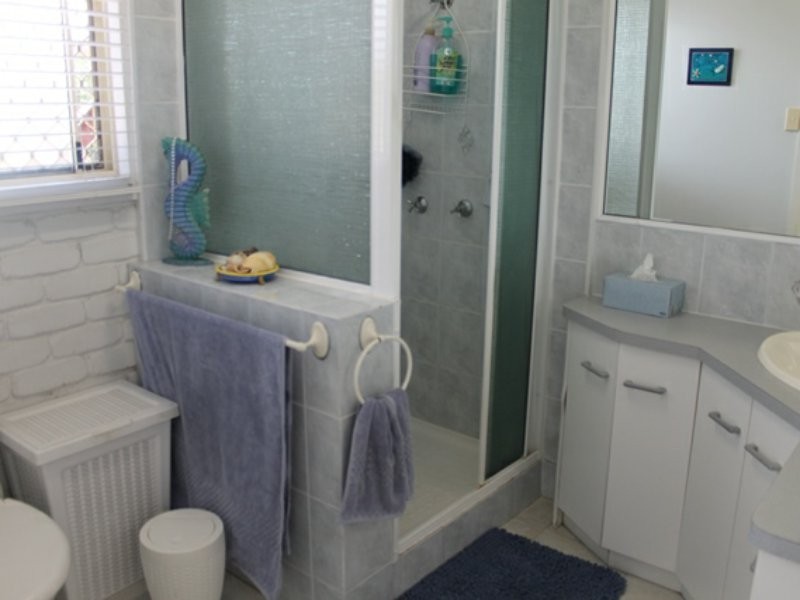 86 Booth Avenue, Tannum Sands QLD 4680