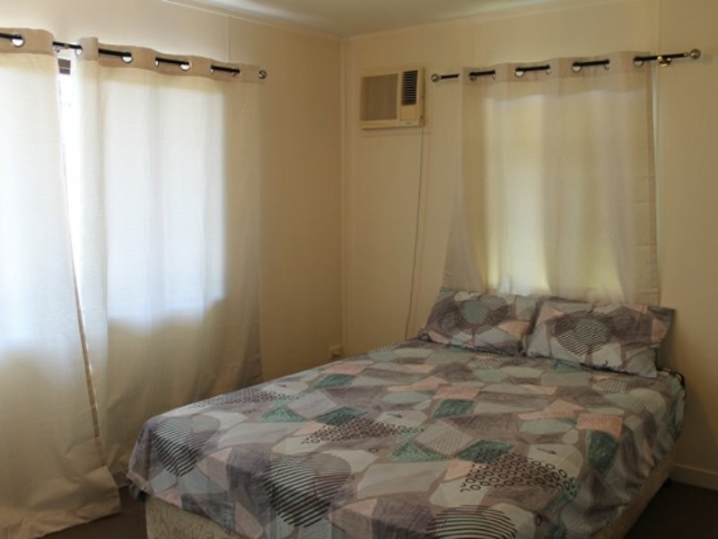 11 Pleasant Avenue, Tannum Sands QLD 4680