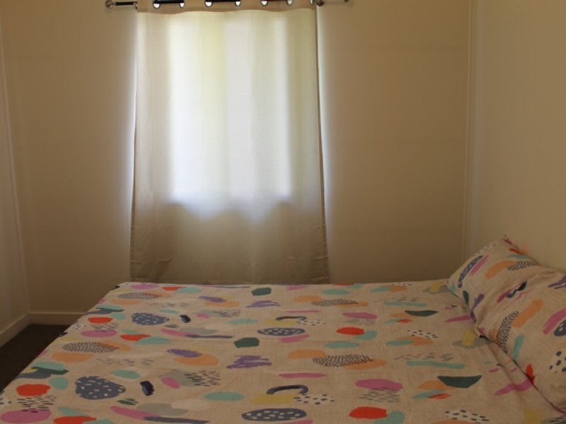 11 Pleasant Avenue, Tannum Sands QLD 4680