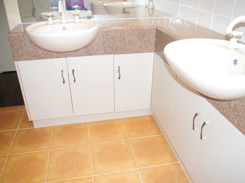 21 Poole Street, Bowen QLD 4805