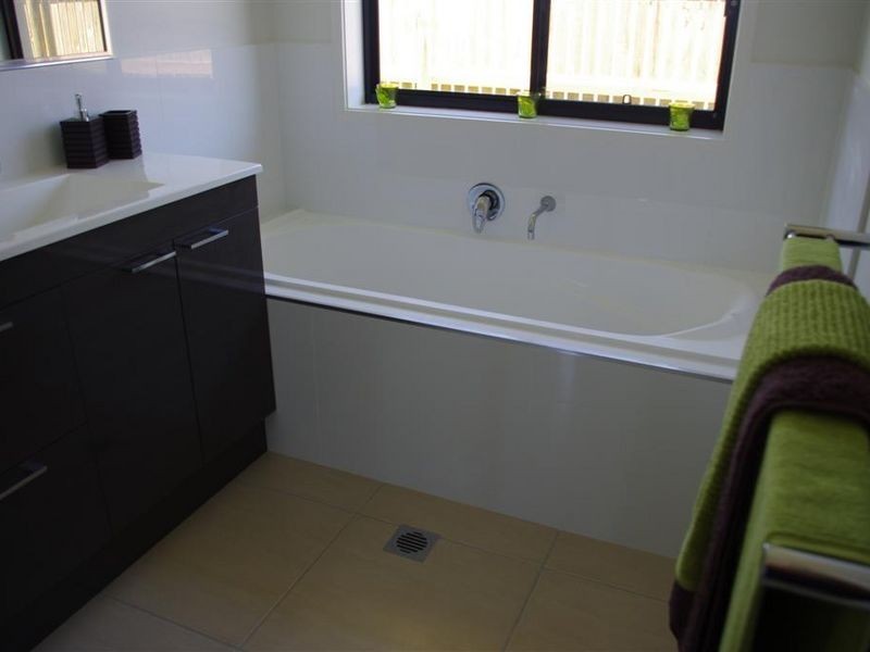 28 Lucinda Place, Bowen QLD 4805