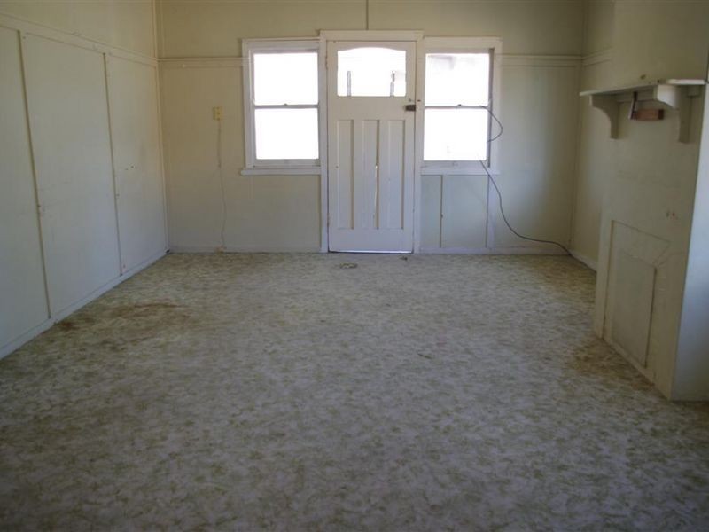 19 Murroona Road, Bowen QLD 4805