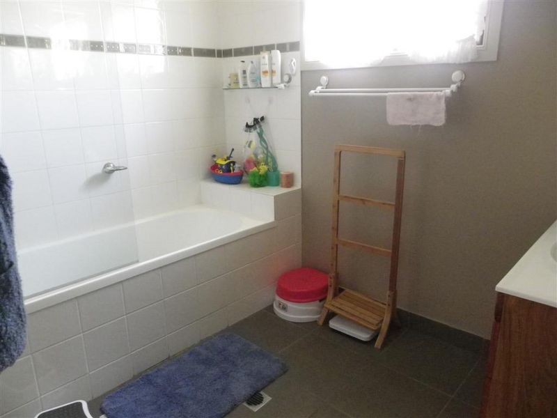 1 Craigie Court, Bowen QLD 4805