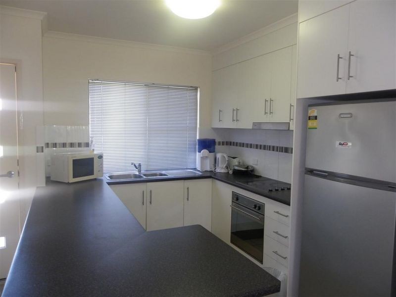 3/34 Poole Street, Bowen QLD 4805