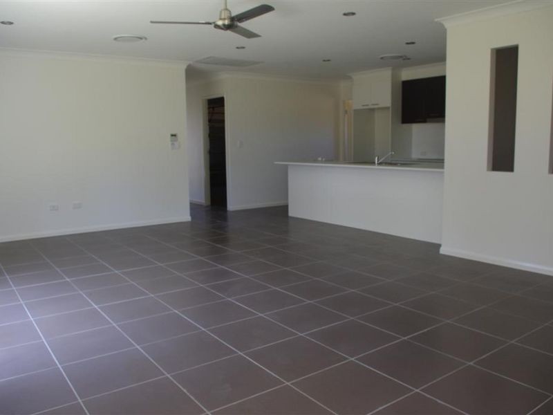 13 Tea Tree Close, Bowen QLD 4805