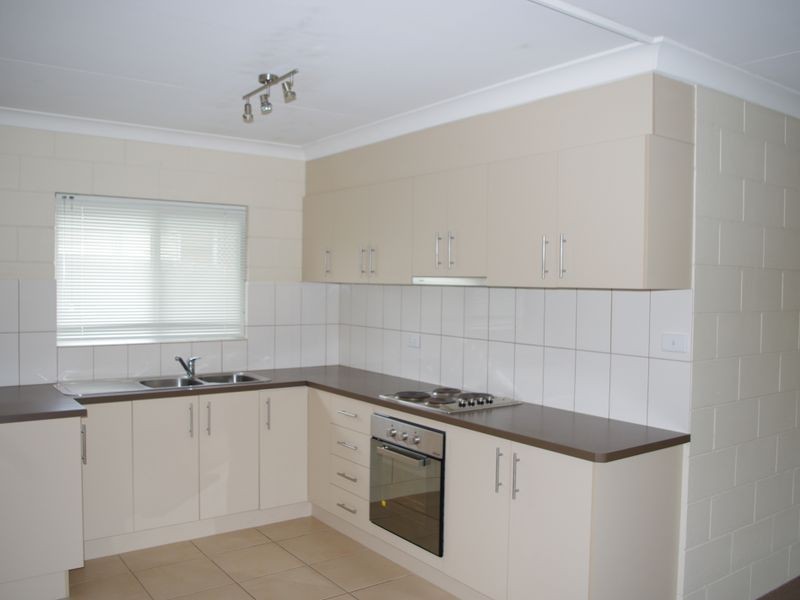 1/51 Leichhardt Street, Bowen QLD 4805