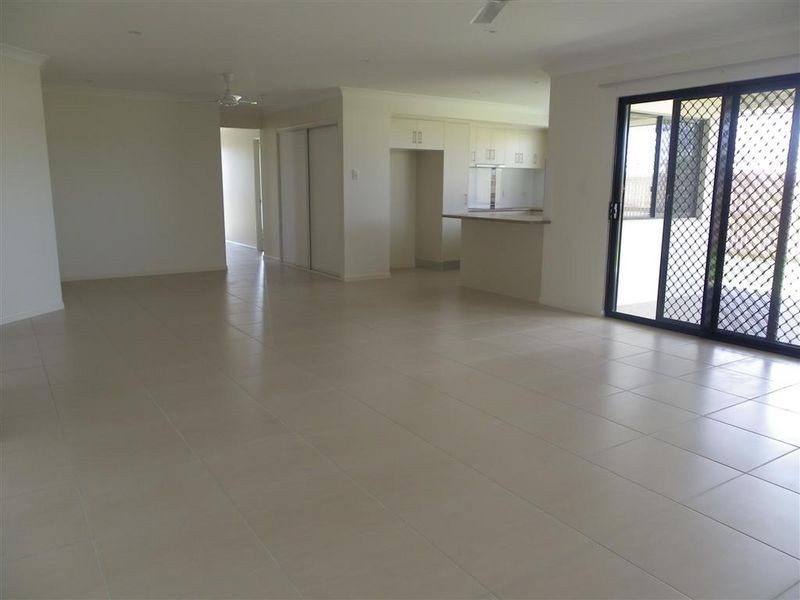 8 Cypress Crescent, Bowen QLD 4805