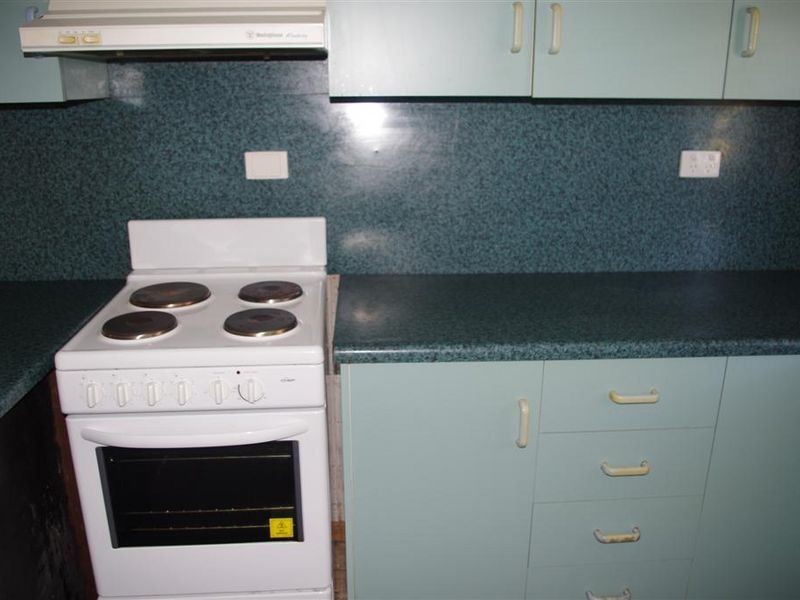 39 Mitchell Street, Bowen QLD 4805