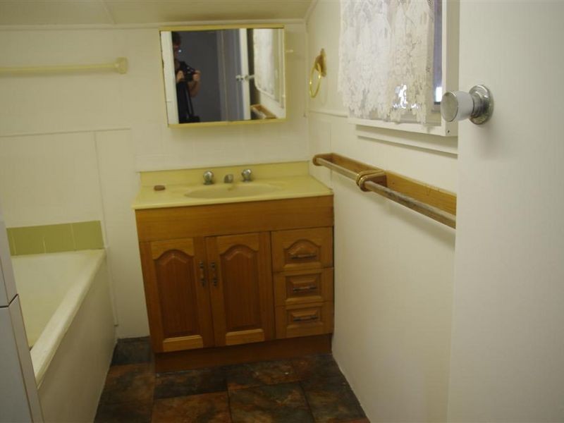 39 Mitchell Street, Bowen QLD 4805