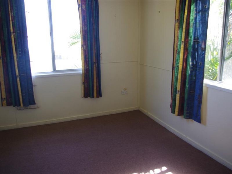 39 Mitchell Street, Bowen QLD 4805