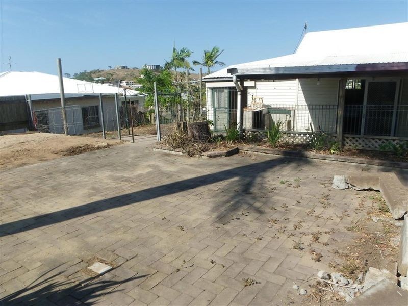 39 Mitchell Street, Bowen QLD 4805