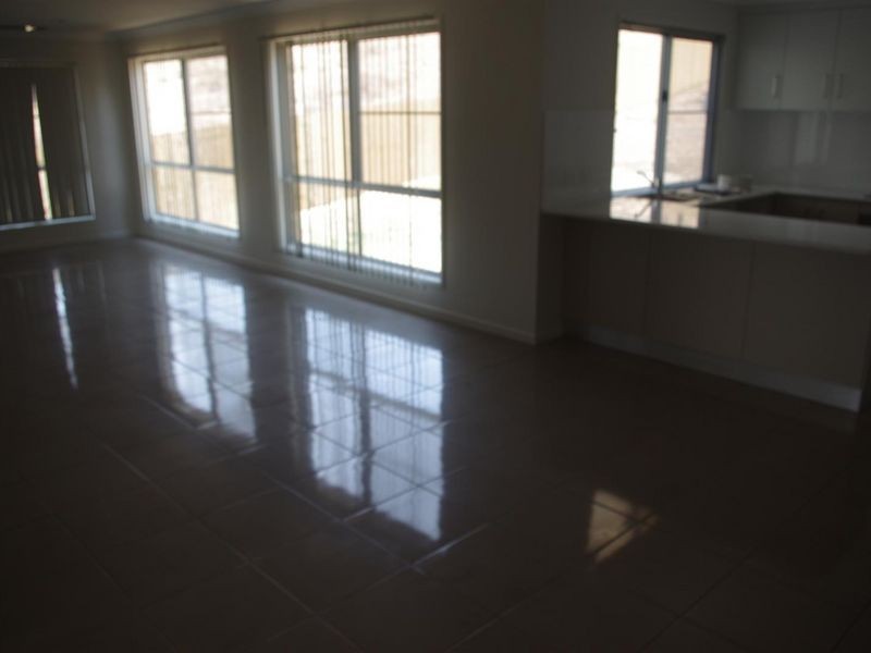 14 Seacove Crescent, Bowen QLD 4805