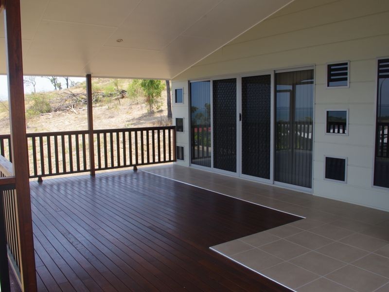 14 Seacove Crescent, Bowen QLD 4805