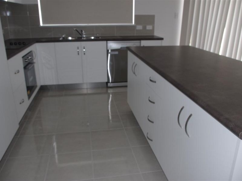 26 Seabreeze Crescent, Bowen QLD 4805
