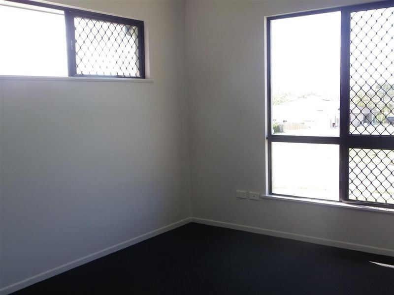 2 Seacove Crescent, Bowen QLD 4805