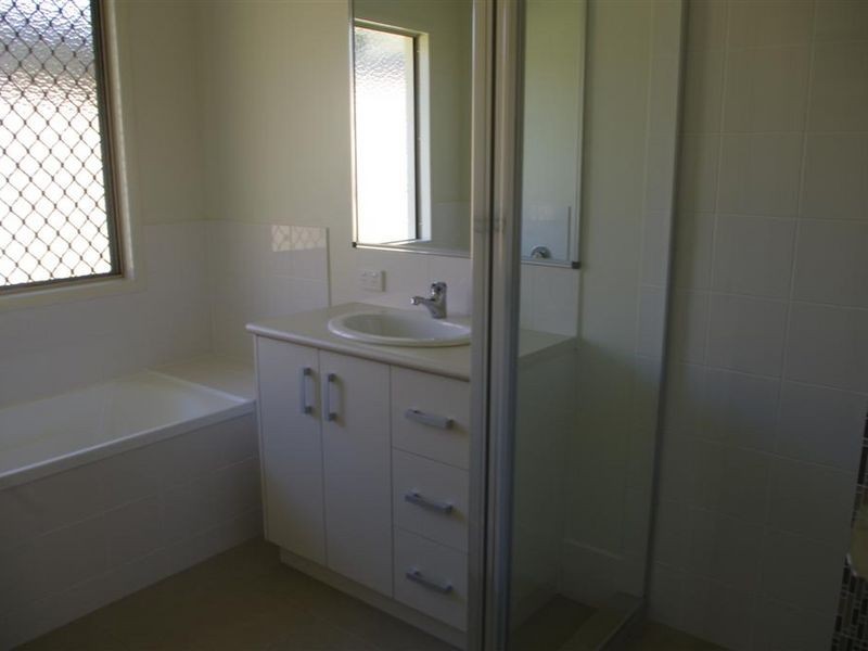 7 Harrison Court, Bowen QLD 4805