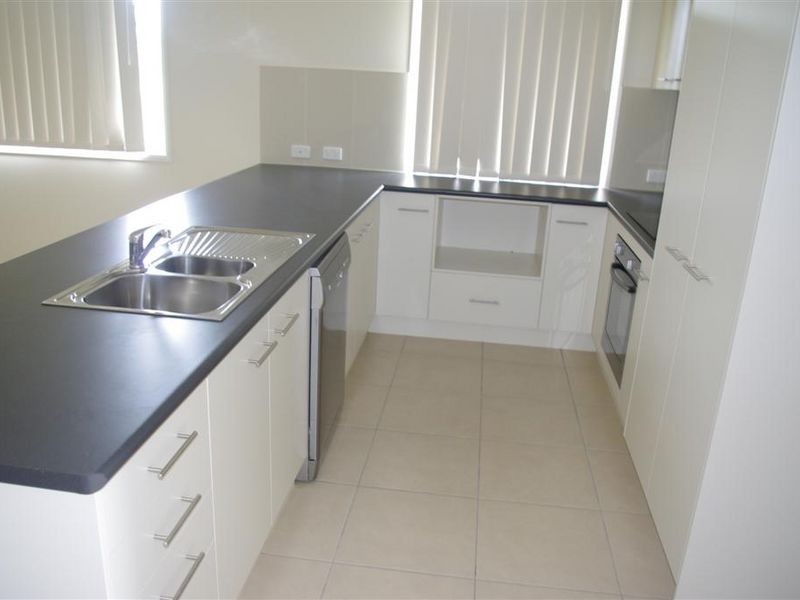 2 Harrison Court, Bowen QLD 4805