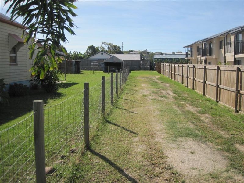 36 Poole Street, Bowen QLD 4805