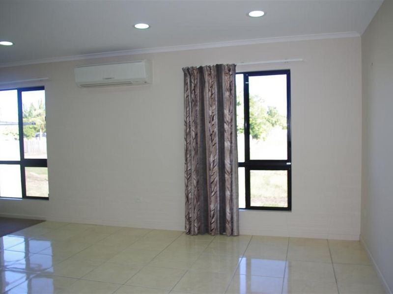 25 Catalina Street, Bowen QLD 4805