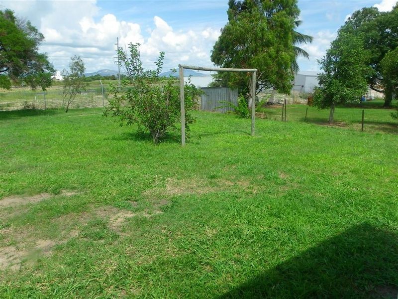 1 Belgravia Road, Bowen QLD 4805