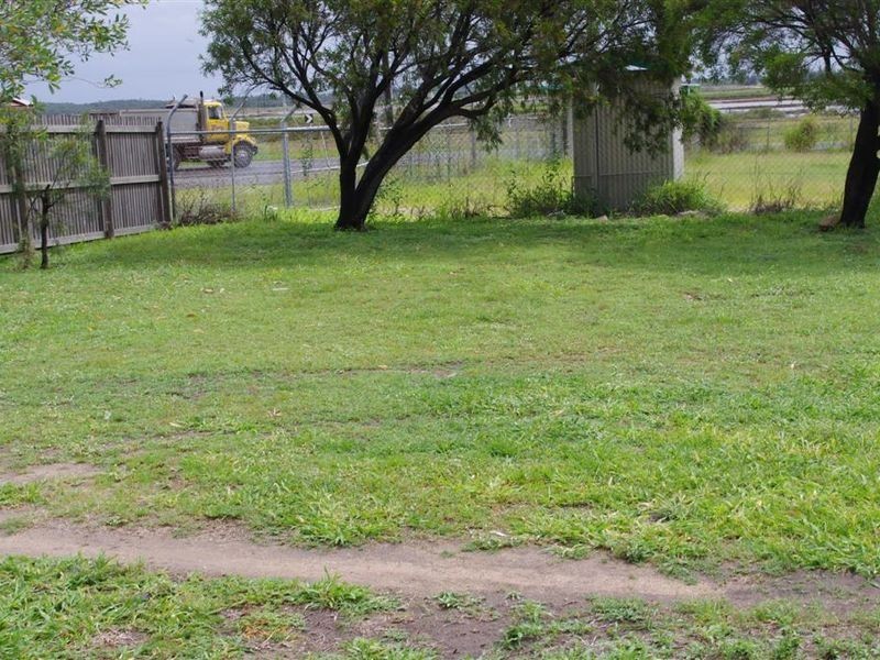 1 Belgravia Road, Bowen QLD 4805