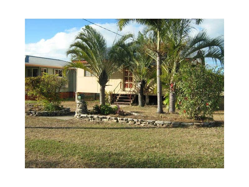94 Herbert Street, Bowen QLD 4805