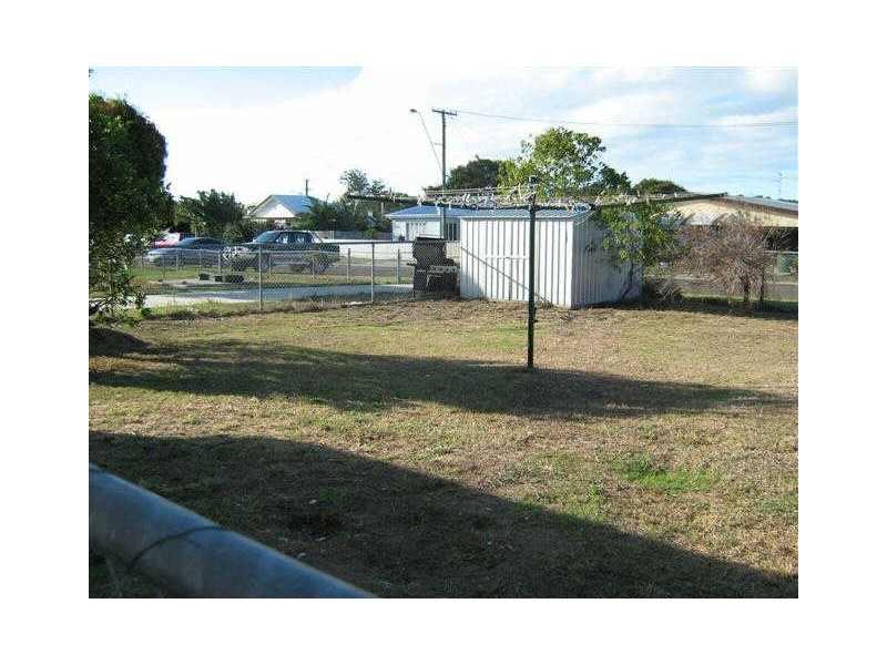 94 Herbert Street, Bowen QLD 4805