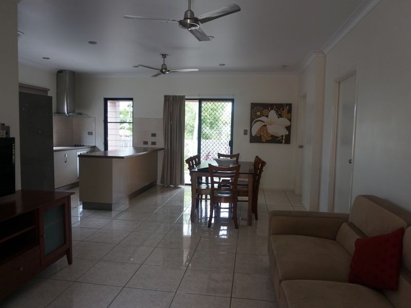 Unit 2/11 Kennedy Street, Bowen QLD 4805