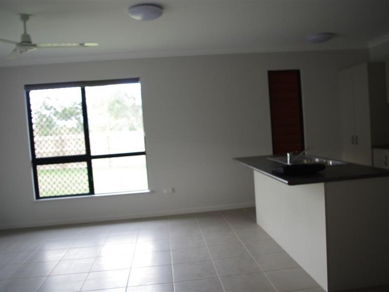 2 Sapphire Crescent, Whitsunday, Bowen QLD 4805