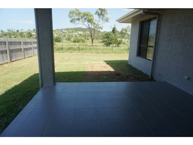 42 Scenic Crescent, Bowen QLD 4805