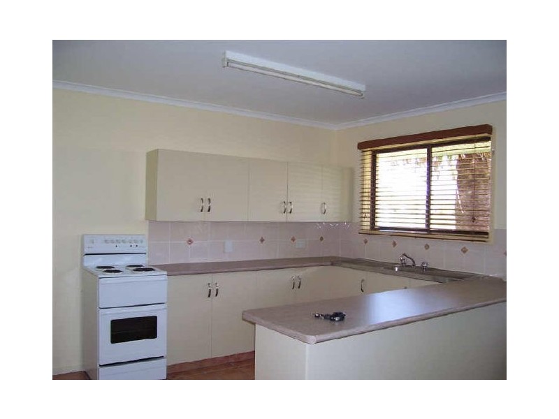 19 West Street, Bowen QLD 4805