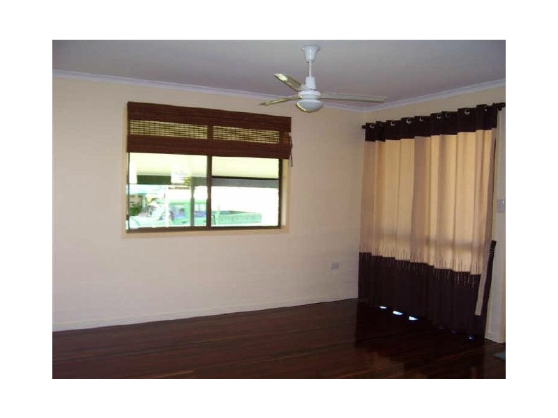 19 West Street, Bowen QLD 4805