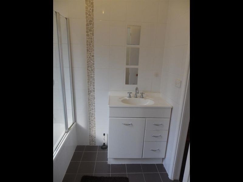 12 Korah Street, Bowen QLD 4805