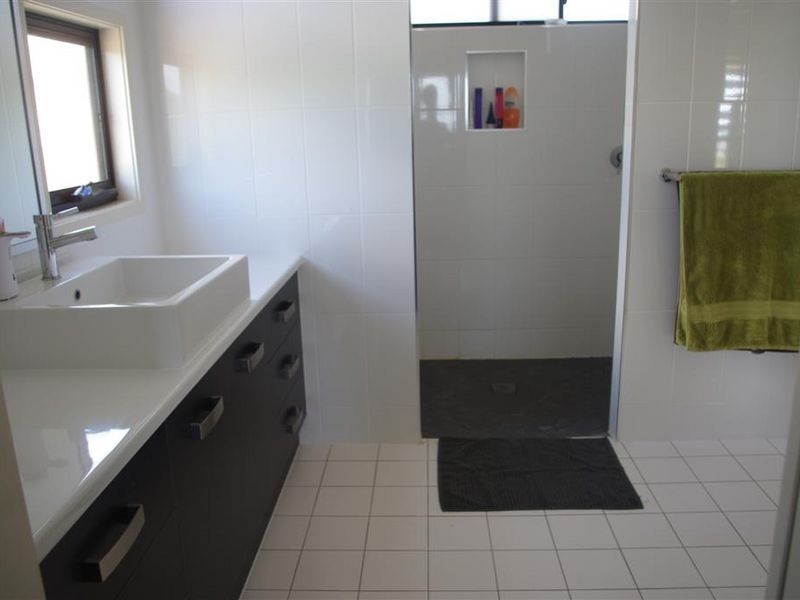 25 Links Road, Bowen QLD 4805