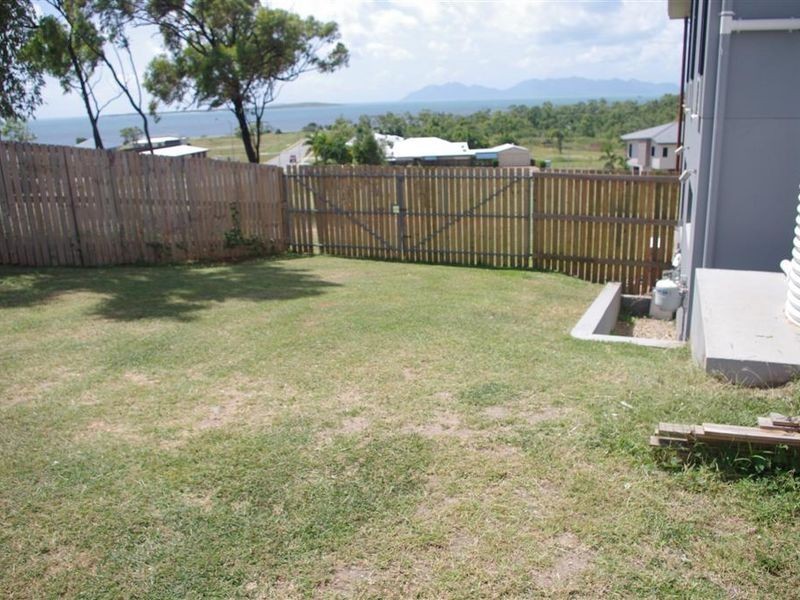 25 Links Road, Bowen QLD 4805