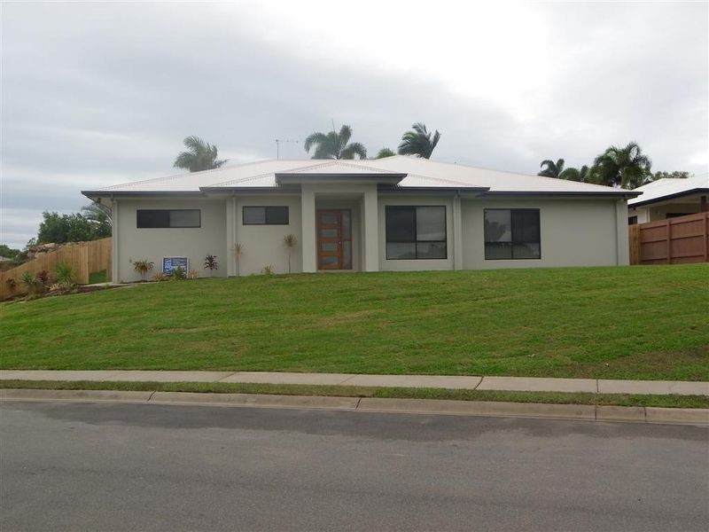 2 Pod Place, Bowen QLD 4805