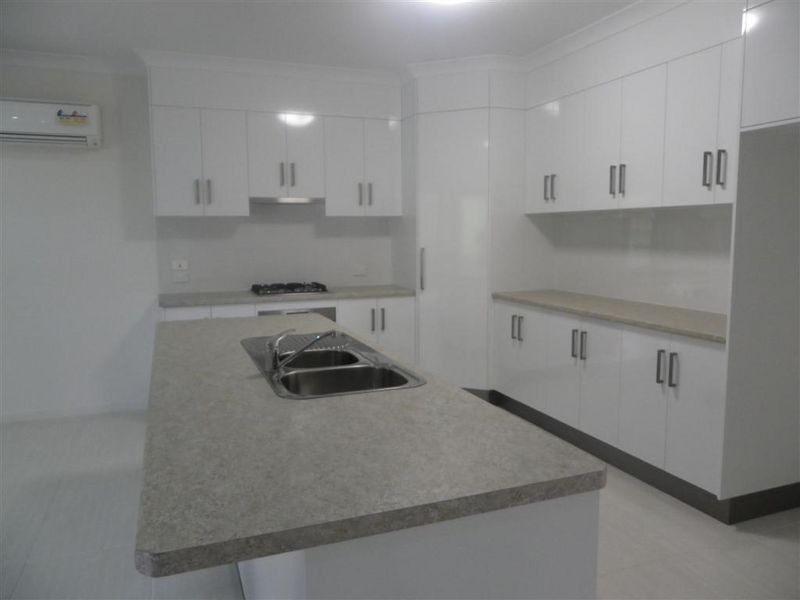 2 Pod Place, Bowen QLD 4805