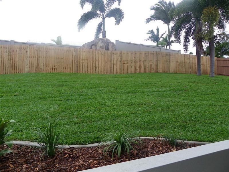 2 Pod Place, Bowen QLD 4805
