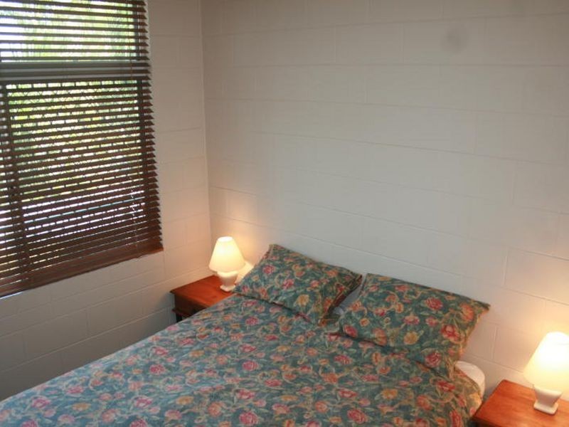 12/89 Horseshoe Bay Road, Bowen QLD 4805